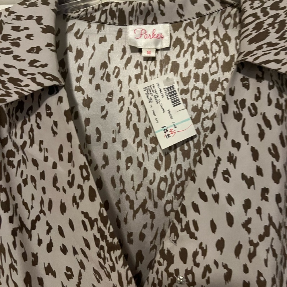 Cute animal print dress Size Medium NWT